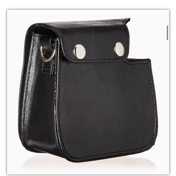 Polaroid Snap & Clip Camera Case For Polaroid PIC300 Instant Print Camera, Black - Picture 2 of 2